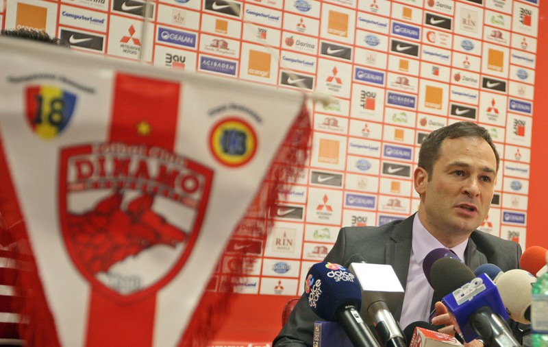 Ţintă SURPRIZĂ: "Câinii" negociază transferul unui fost rapidist
