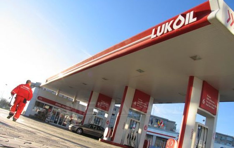 Peste 85 de staţii de carburant din reţeaua Lukoil, controlate de ANPC în toată ţara. Ce nereguli au fost găsite