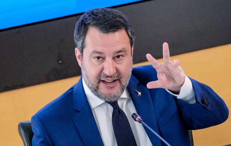 Matteo Salvini spune că Emmanuel Macron ar trebui „să se trateze”, după ce președintele francez a vorbit din nou despre trimiterea de trupe în Ucraina
