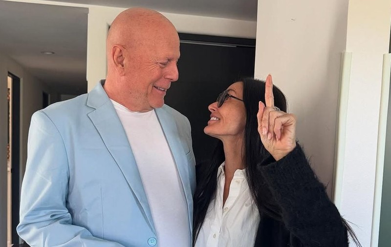Noi imagini emoționante cu Bruce Willis: Cum arată la 70 de ani actorul diagnosticat cu demență. Demi Moore, gest superb