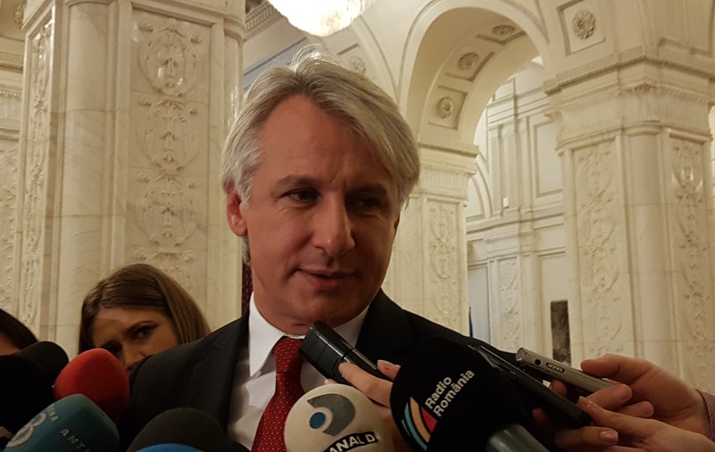 Eugen Teodorovici, despre salariile IT-iștilor, sezonierilor, celor cu dizabilități și a celor din cercetare: Statul va suporta diferența dintre contribuțiile pentru CASS