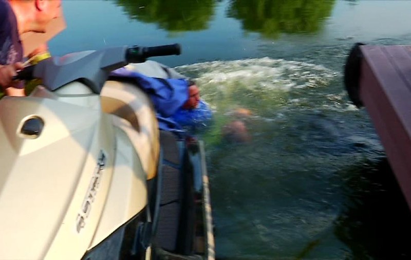 Anamaria Prodan RÂDE ÎN HOHOTE de Reghecampf! Vezi cum s-a dus de-a dura în lac antrenorul Stelei!