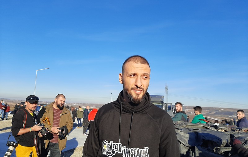 Mandachi și-a pus un ventilator la profilul de Facebook. ”Am implorat în toate limbile pământului"