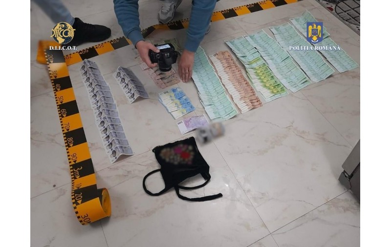 Zeci de percheziții la clanul Caranii, una dintre cele mai violente grupări de interlopi din țară. Liderii aveau în conturi circa 15 milioane de dolari