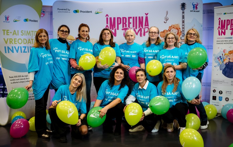 Familiile monoparentale, conectate în Alba Iulia prin artă, în cadrul unui eveniment caritabil