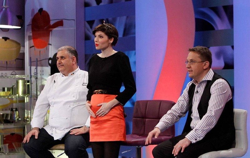 Ce FAC JURAŢII de la "JUNIOR CHEF" în PAUZELE DE FILMARE!