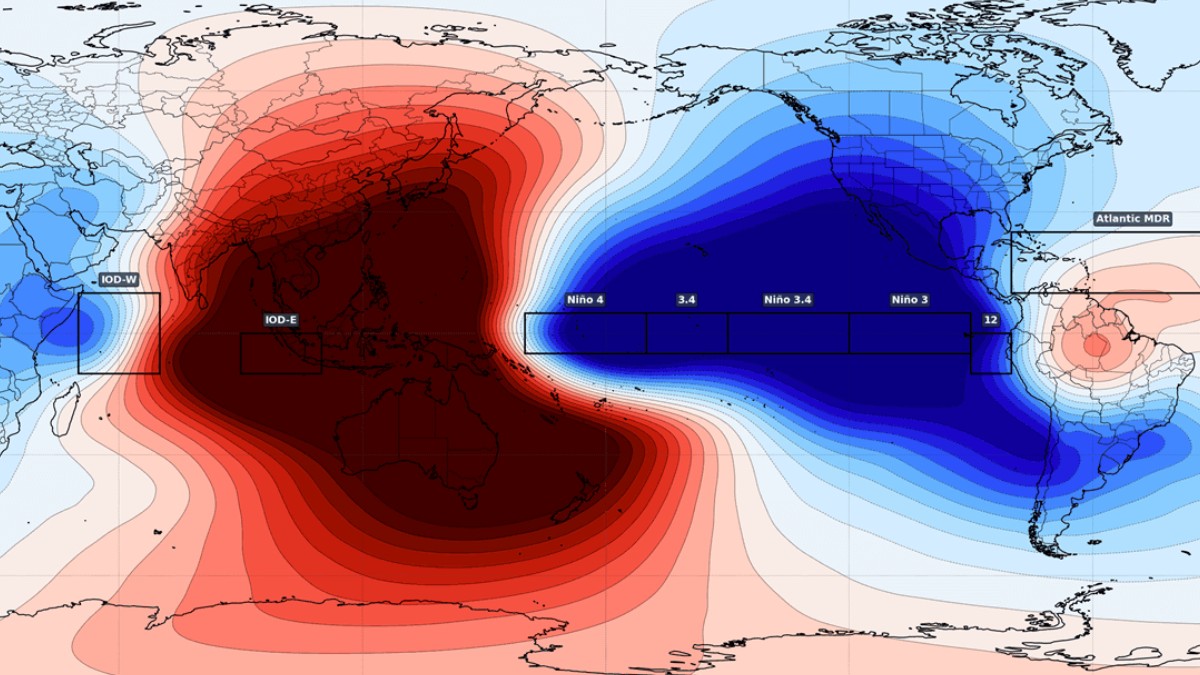 Imaginea prezintă o hartă climatică globală a anomaliilor oceanice, evidențiind prin nuanțe de roșu și albastru variațiile de temperatură și zonele de monitorizare precum Niño și IOD.
