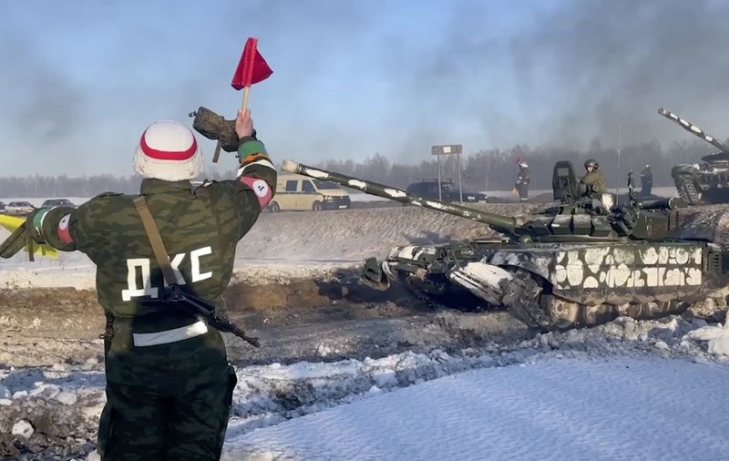 Numărul militarilor ruși aflați la granița cu Ucraina s-ar fi dublat de la sfârșitul lunii trecute. Ce arată estimările experților SUA