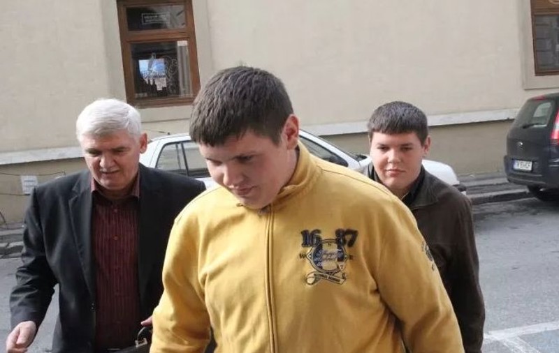 Gemenii din Sânnicolau Mare arestați după ce au violat doi copii sunt cercetați de DIICOT și pentru pornografie infantilă
