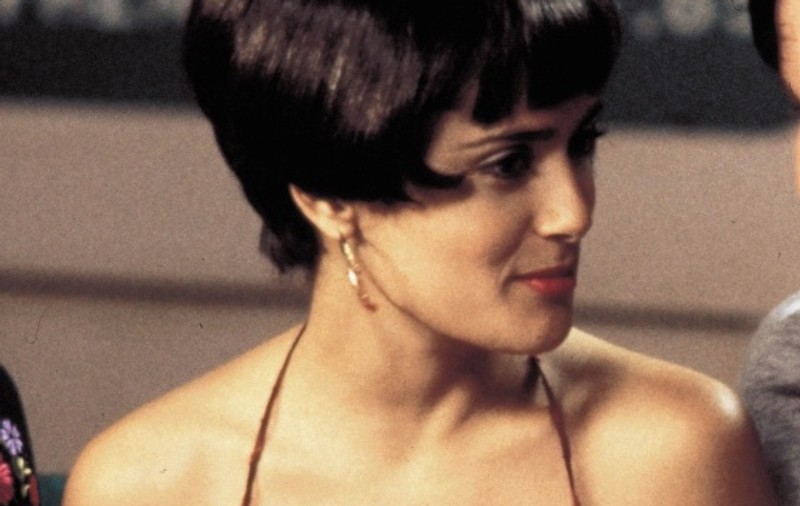 Înainte şi după silicoane: Salma Hayek