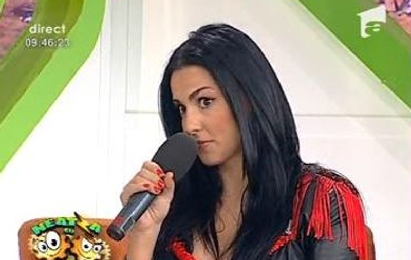 Lavinia: "Nu am o viaţă complicată, ci o viaţă frumoasă" | Video