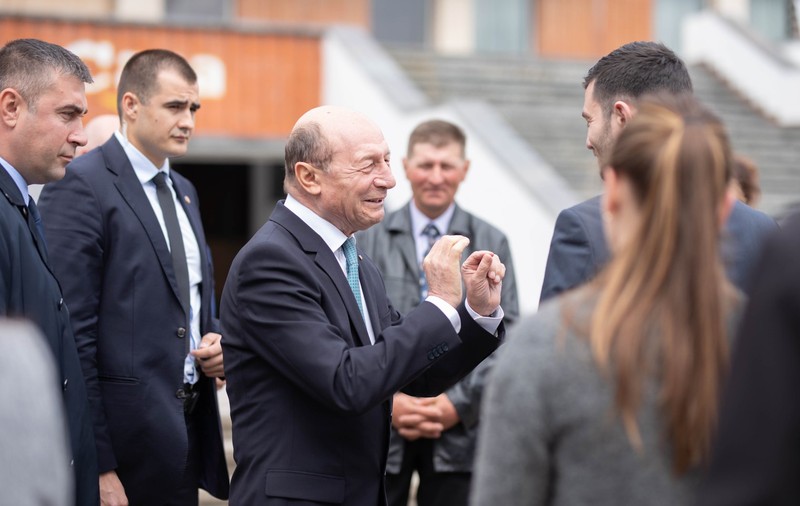 Prima reacţie a lui Traian Băsescu, după ce a fost declarat colaborator al Securităţii: "Pentru mine este o oarecare amărăciune, voi merge până la capăt!"