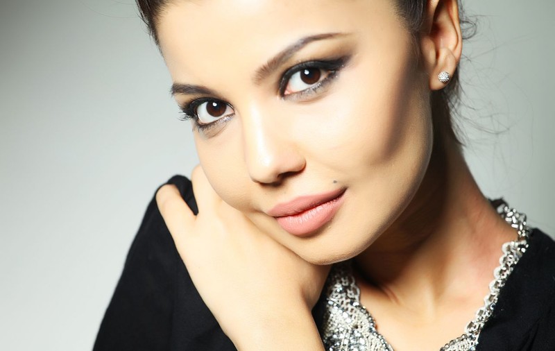PREMIERĂ LIBERTATEA.RO | Rusoaica SHAHZODA îşi lansează cel mai nou single în România: "Mon Cheri"