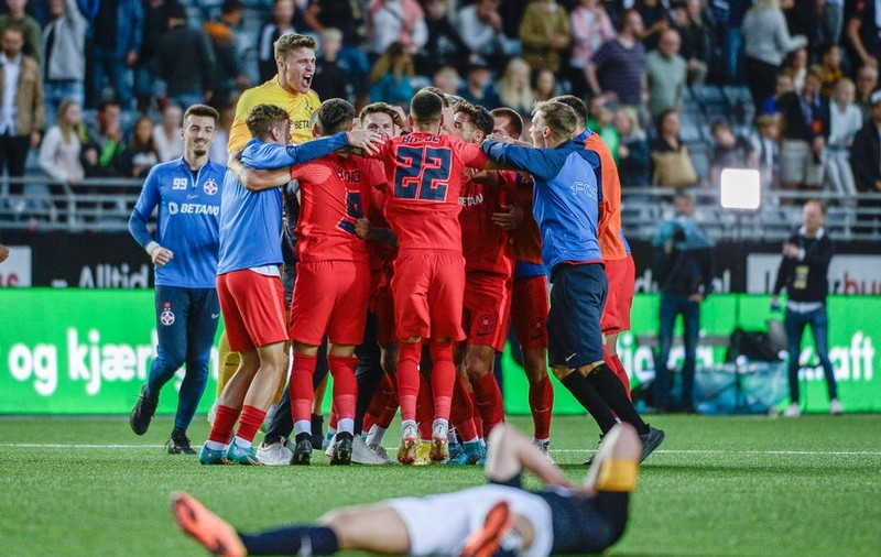 FCSB și CFR Cluj s-au calificat dramatic în grupele Conference League