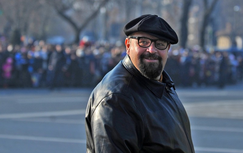 Ce ne spun sondajele comandate de Primăria Sectorului 5 despre încrederea cetățenilor în echipa Piedone: 48% cred că direcția este greșită
