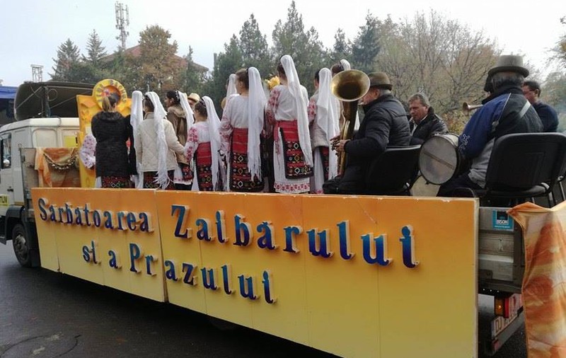 Festivalul zaibărului de la Băileşti a adus sărbătoarea în oraşul lui Nea Mărin!