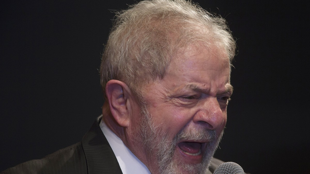 Lula da Silva, nominalizat să candideze la alegerile prezidențiale deși se află după gratii