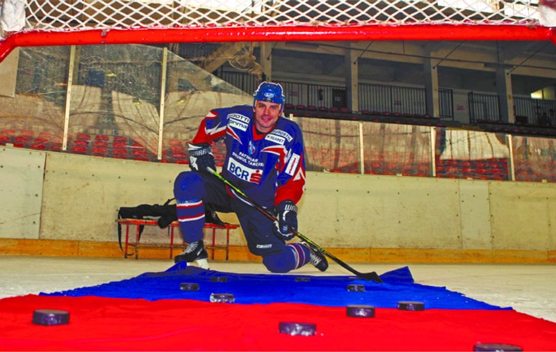 Primul hocheist din NHL venit în România: "Auzisem doar de Nadia şi Dracula"