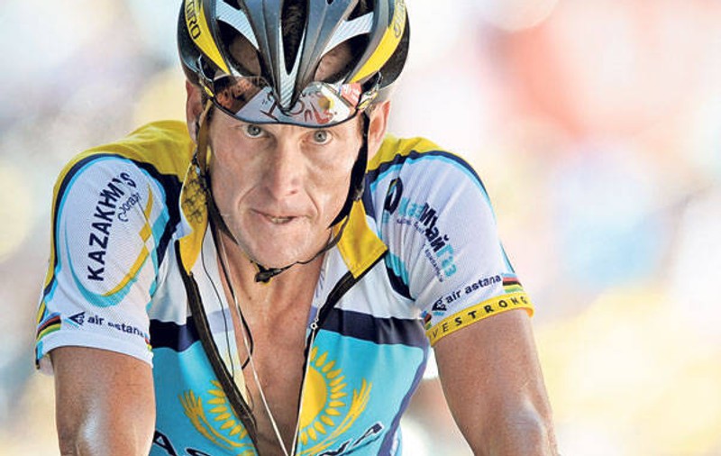 Lance Armstrong, anchetat de FBI