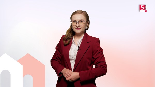 Corina Vârlan, gazda rubricii 5 știri Imobiliare.ro. Sursă foto: Libertatea