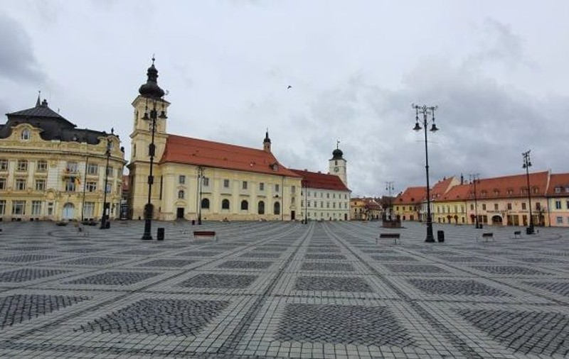 Municipiul Sibiu va intra în carantină, după ce rata de infectare a depășit 11 la mia de locuitori. Prefect: Decizia va fi luată joi