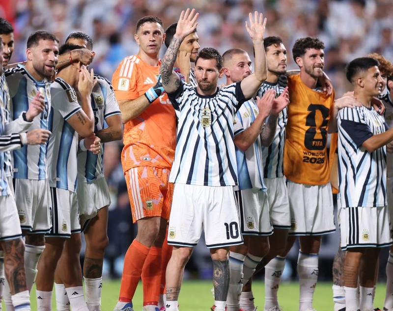 De ce este bine să urmărim meciurile de la Campionatul Mondial de fotbal alături de familie, potrivit psihologilor