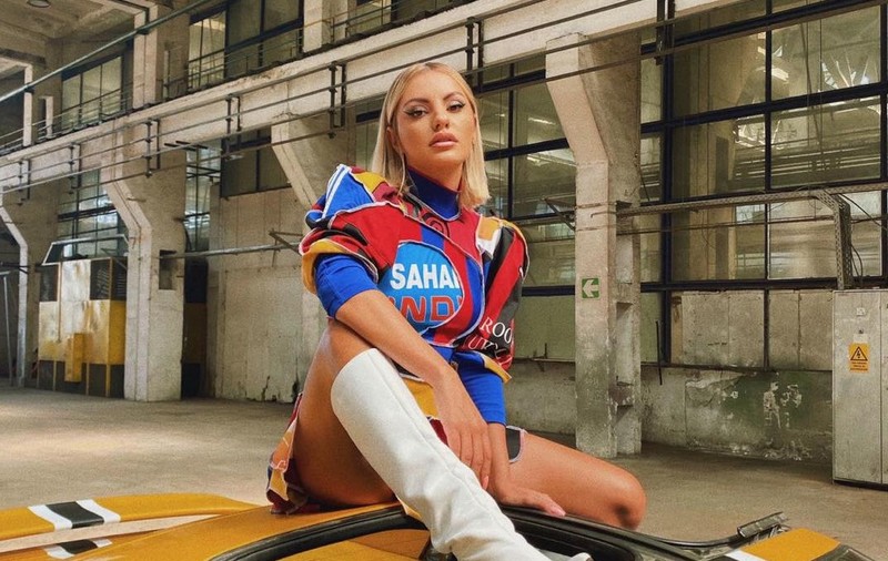 Alexandra Stan a rămas făra contul de Instagram. „Sunt date confidențiale”