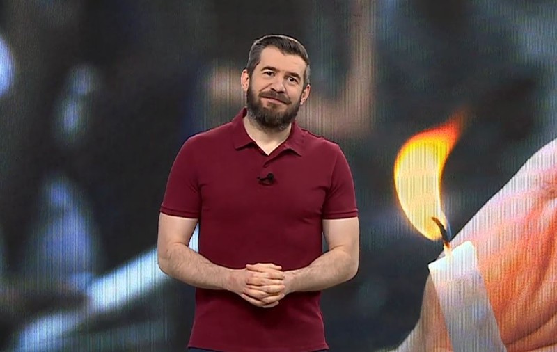 Starea Libertății. Dragoș Pătraru îl ironizează pe ministrul Vela, după acordul cu BOR. “Îți ratezi menirea. Mai bine te dedici carierei preoțești”