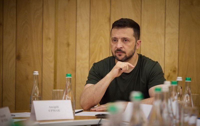 Miniștrii ucraineni responsabili de arme, aderarea la UE, justiție și externe au demisionat. Explicațiile lui Zelenski UPDATE