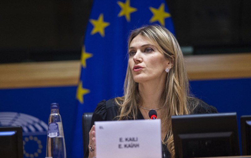 Eva Kaili rămâne în arest. Audierea fostei vicepreședinte a PE a fost amânată