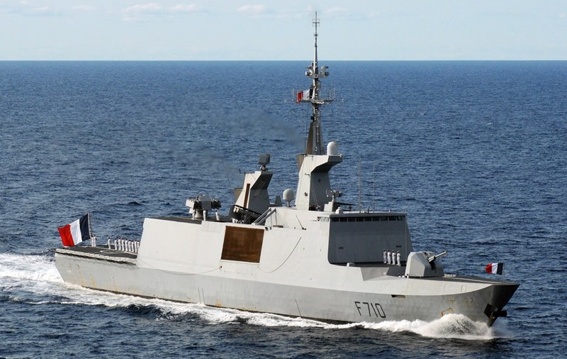 O fregată franceză a ajuns în Portul Constanța. „Fregata invizibilă” va participa la un exercițiu în Marea Neagră