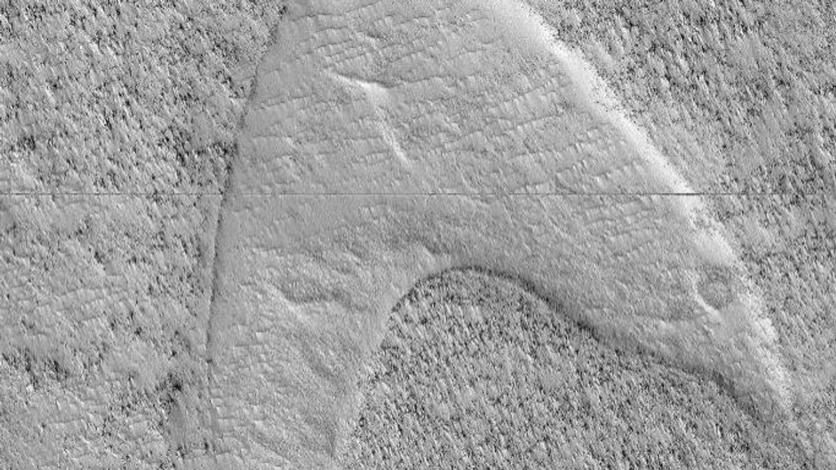 NASA a descoperit sigla "Star Trek" pe lună