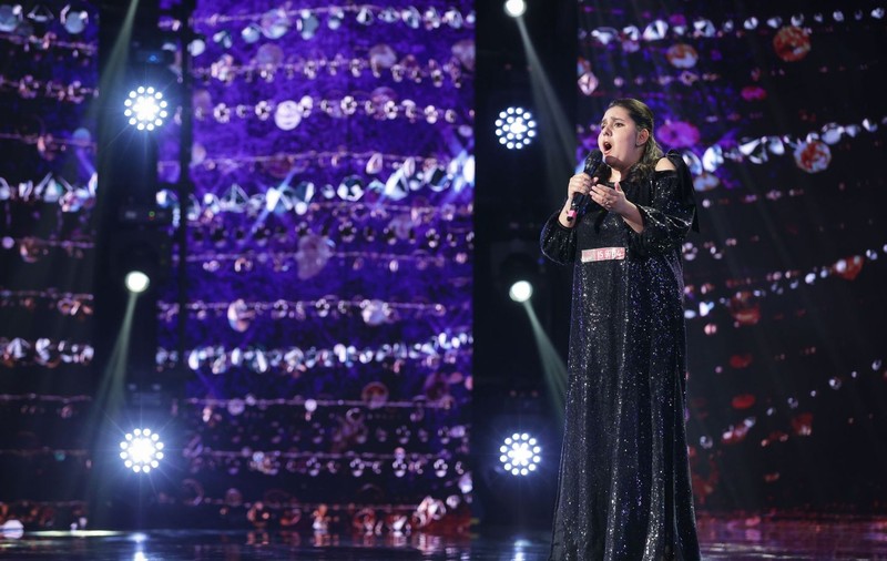 Cine este Katrinel Prisăcaru de la Românii au Talent 2023. Povestea emoționantă de viață a tinerei de 23 de ani