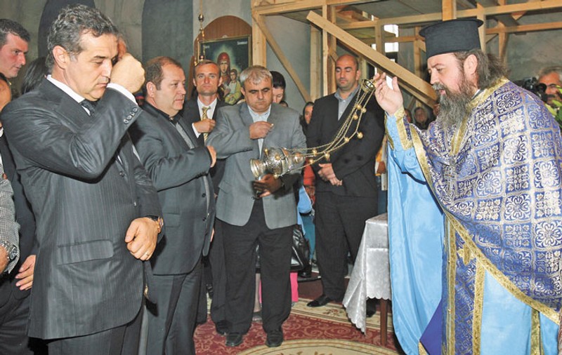 Gigi, adio bani de la Patriarhie