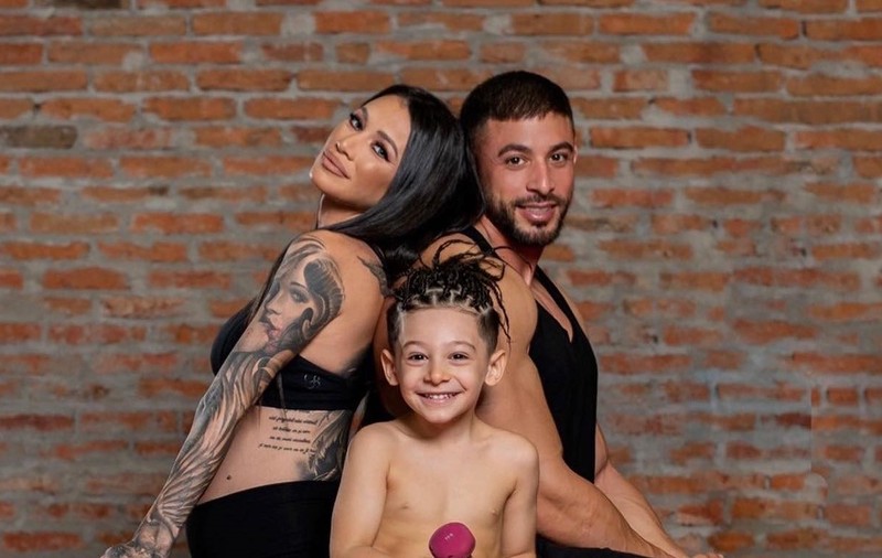 Roxana Vancea, în ultimul trimestru de sarcină. „Am 52 de kilograme, dintre care peste 2 kilograme are bebelușul”