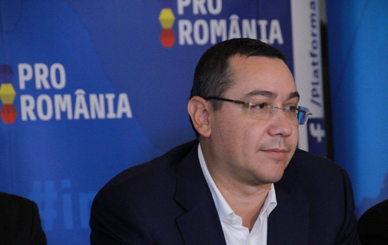 Victor Ponta depune o moțiune de cenzură împotriva Guvernului Tudose. Vrea să oprească „genocidul fiscal al firmelor românești”