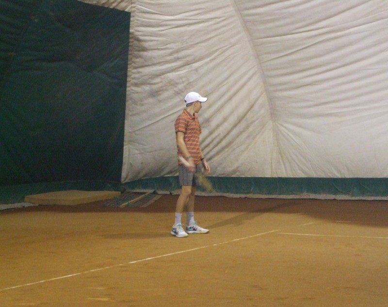 Filip Jianu: "Vreau mă menţin în primii 5 în Europa". 10, media generală la scoală pentru micul jucător de tenis! ^Părinții cheltuie 20.000 de euro pe an. ALTE TALENTE JUVENILE