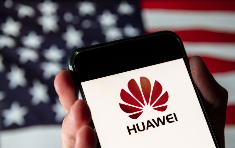 SUA investighează Huawei pentru un posibil furt de informații militare cu ajutorul turnurilor de telecomunicații