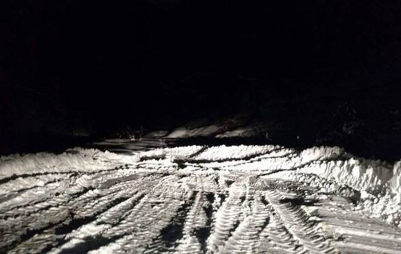 Trei turiști, printre care și un copil, s-au rătăcit în Munţii Făgăraş! Au fost recuperați după 12 ore de salvamontiști!