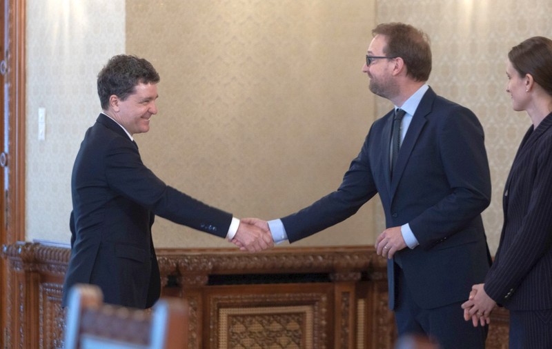 Dominic Fritz spune că discută cu Nicușor Dan la Cotroceni într-o sală unde nu există microfoane