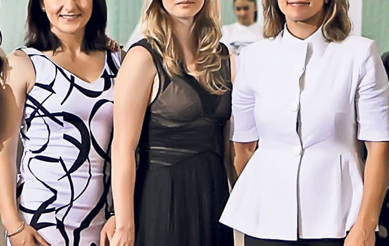 Campioanele Simona Amânar, Lavinia Miloșovici și Gina Gogean s-au pus pe făcut copii! 