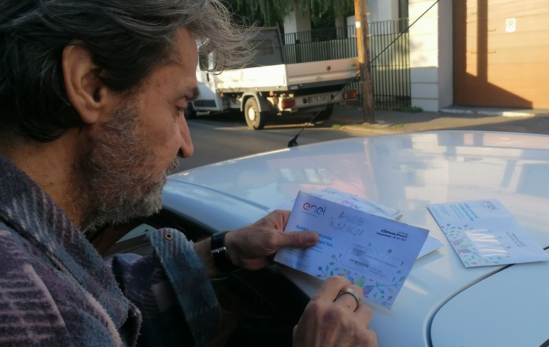 Soluţiile românilor la scumpirile de la curent şi gaze: „Ne gândim să plecăm din chirie și să ne întoarcem la mama“