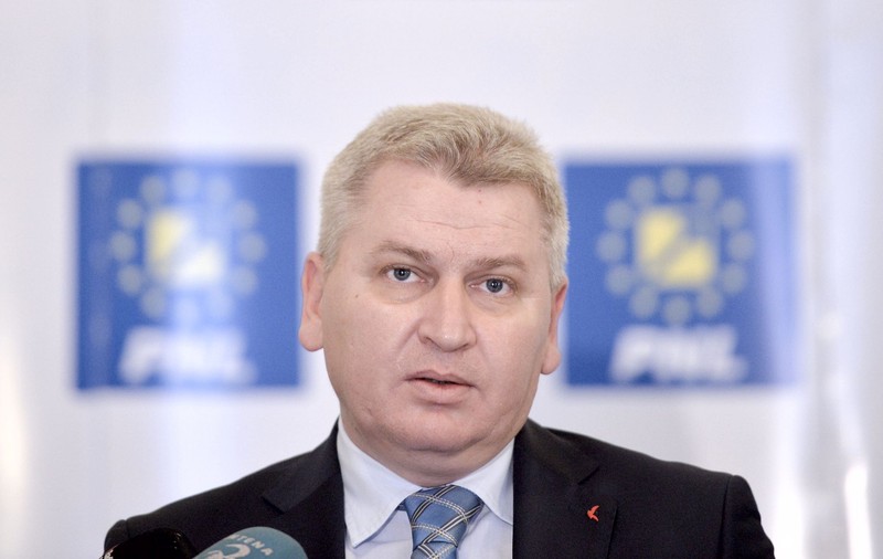 Scandal în Parlament. Deputat PNL: "Cea mai mare pensie specială din  România este de 77.000 de lei"