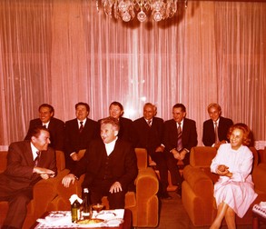 Imagine cu Ilie Verdeț (fostul prim-ministru al României) și membrii Comitetului Central. FOTO Fototeca online a comunismului românesc