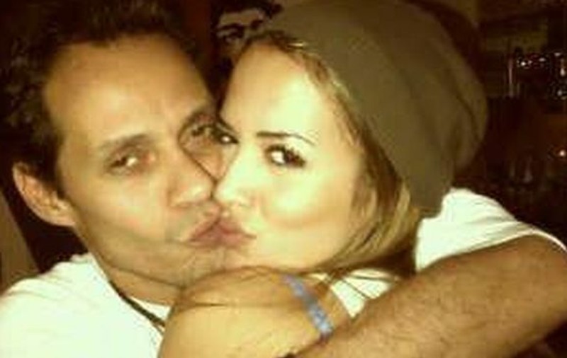 Marc Anthony a trecut peste despărţirea de J.Lo. Vezi cine este noua iubită!