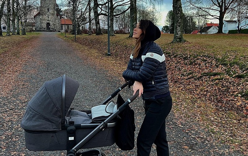 Cum e viața Magdei Pălimariu în Norvegia, de când a devenit mamă: „Sunt și nopți albe”. Nu are bonă pentru băiețelul ei