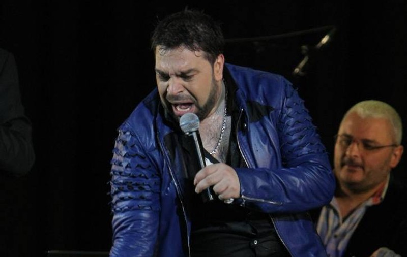 FLORIN SALAM vrea să intre în GRAŢIILE SOACREI şi nu se UITĂ LA BANI! I-a LUAT UN CADOU DE SUTE DE MII DE EURO