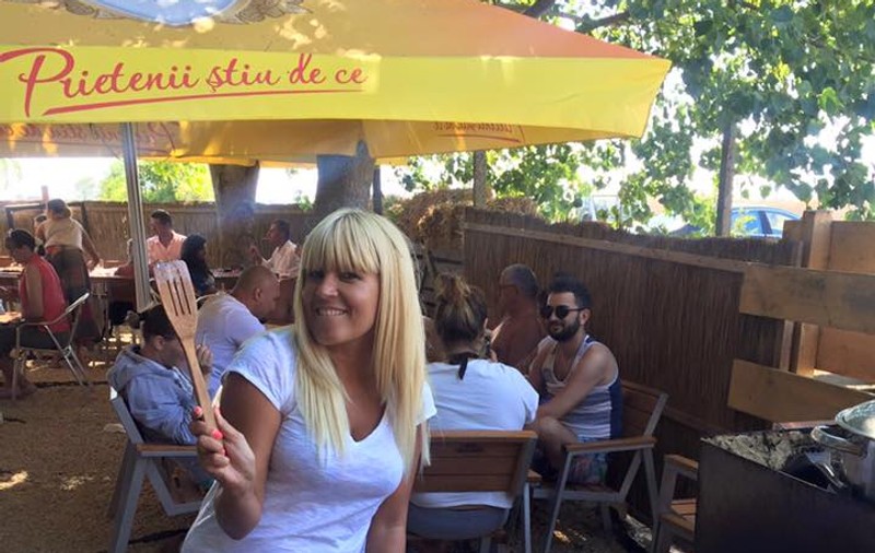 Elena Udrea caută loc la cămin în Cluj, după ce s-a înscris la un master al Facultății de Teologie Ortodoxă