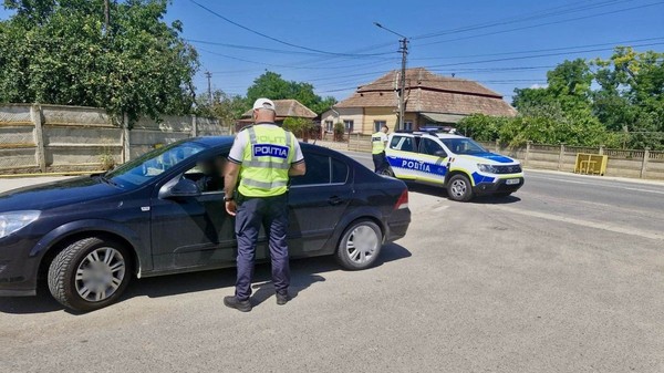 Judecătoria Oradea a anulat procesul-verbal prin care un șofer a fost amendat cu 1.620 de lei după o presupusă depășire periculoasă în fața Poliției. Imagine cu caracter ilustrativ. Foto: IPJ Cluj