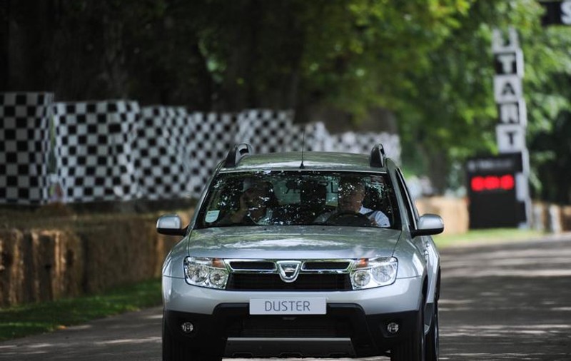 Dacia recheamă în service peste 2.000 de mașini Duster. Compania a depistat unele probleme la comanda claxonului